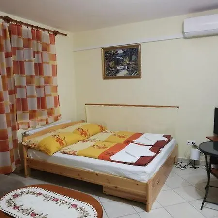 Napsugár 2 Casa de Férias *